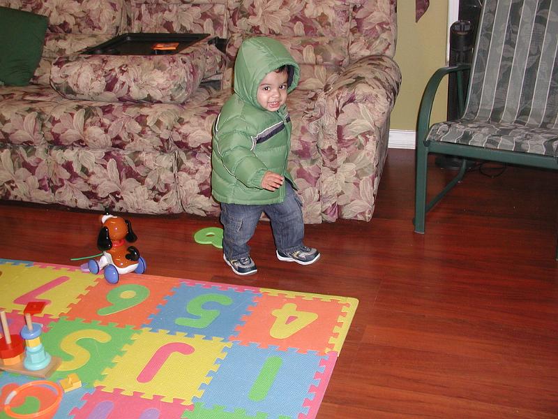 P1050103.JPG - Dressed up warmly