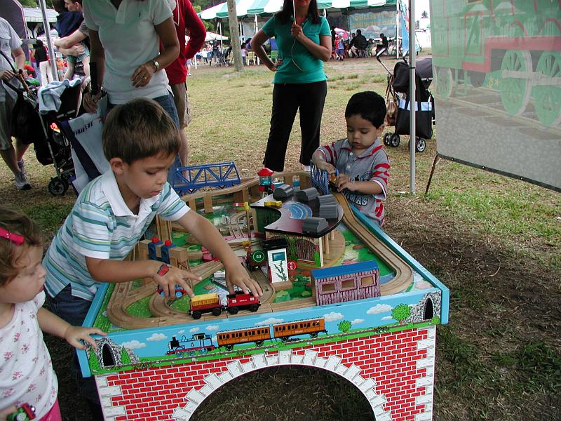 P4180121.JPG - He seems to be into trains