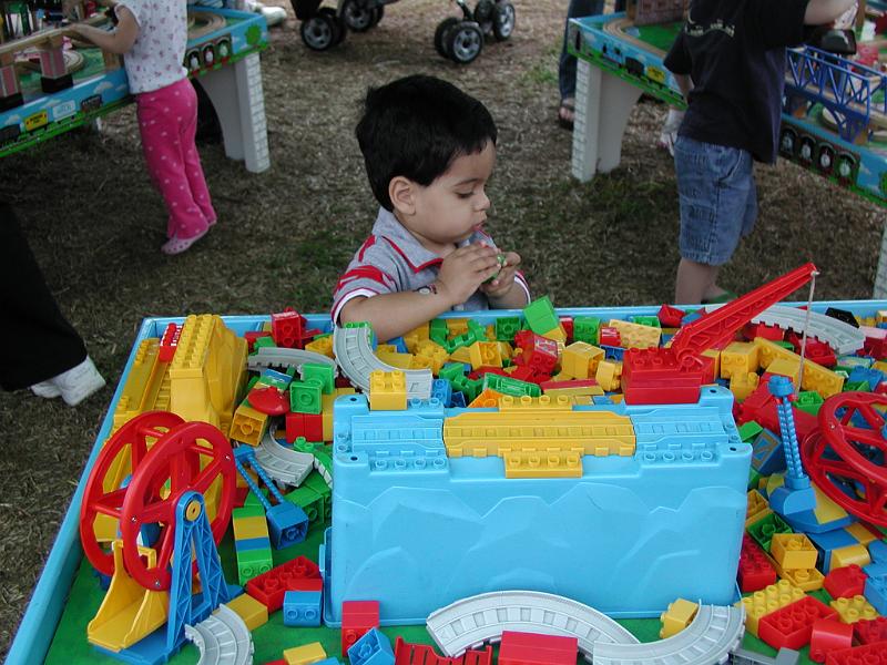 P4180125.JPG - Time for the blocks