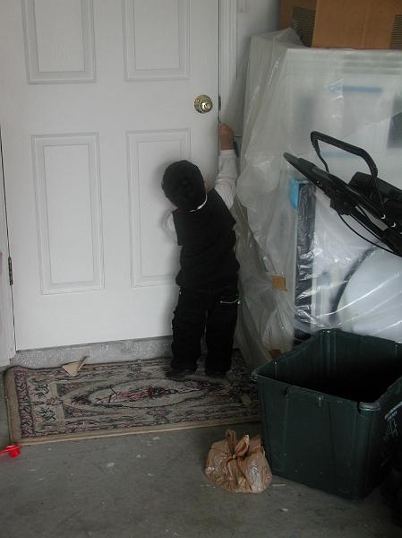 PC160043.JPG - If only he could reach the lock