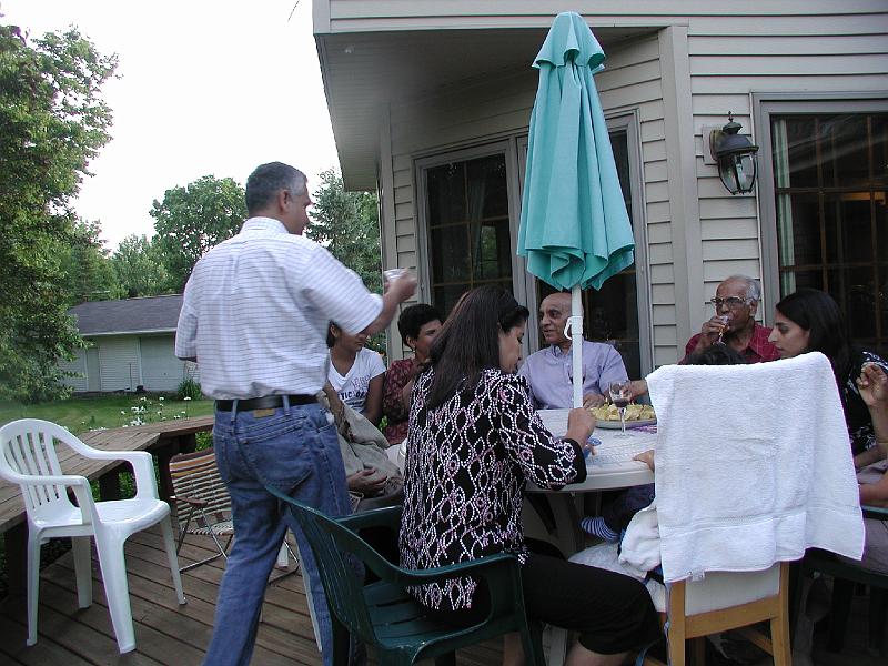 P7040006.JPG - Premjit extolling his point of view.