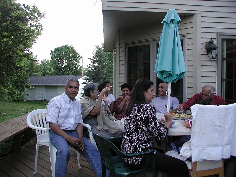 P7040007.JPG - Time for the wine