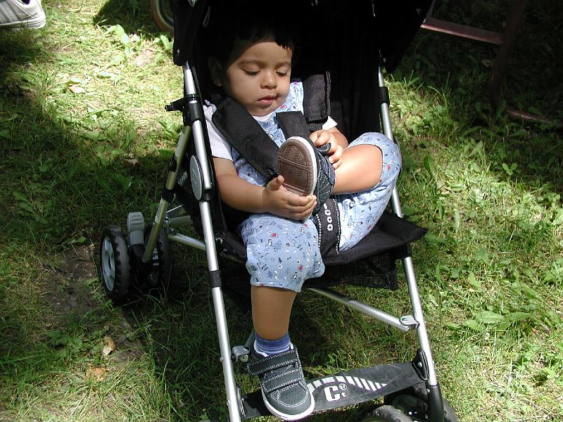 P7050034.JPG - One two buckle my shoe. Actually Rohan can neither count nor buckle his shoes. He can take his shoes off though.