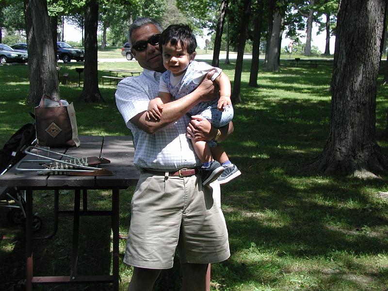 P7050036.JPG - Getting into an action pose.