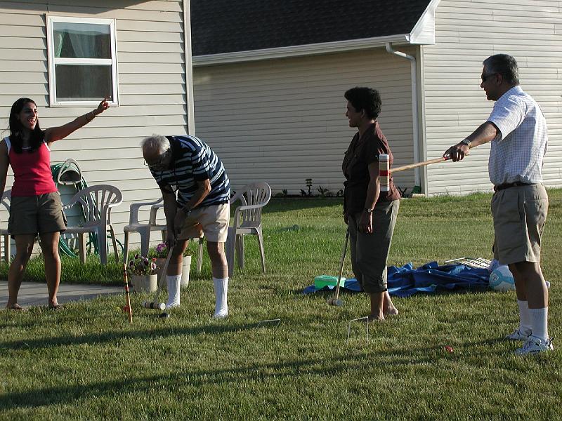 P7050054.JPG - In the evening, back at Kavitha's place we played some croquet on the back lawn