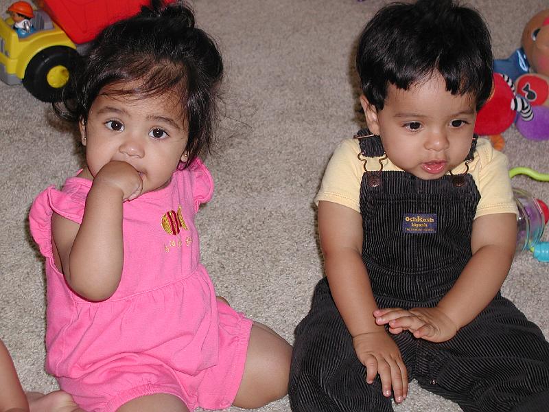 P7080071.JPG - Kavitha and Aditee arranged a play date for Rohan. Here they are both on their best behaviour.