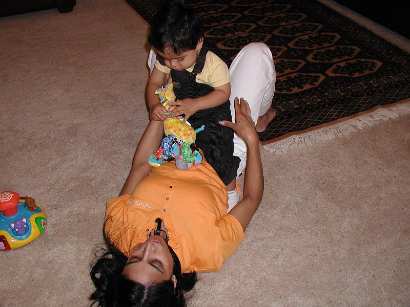 P7080078.JPG - Ride the aunt.