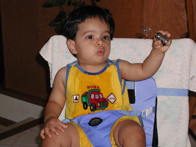 P7100101.JPG - Waiting to be fed.