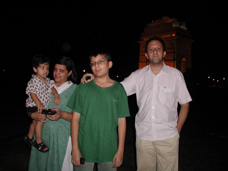 P9300039.JPG - Karan came visiting to Delhi.