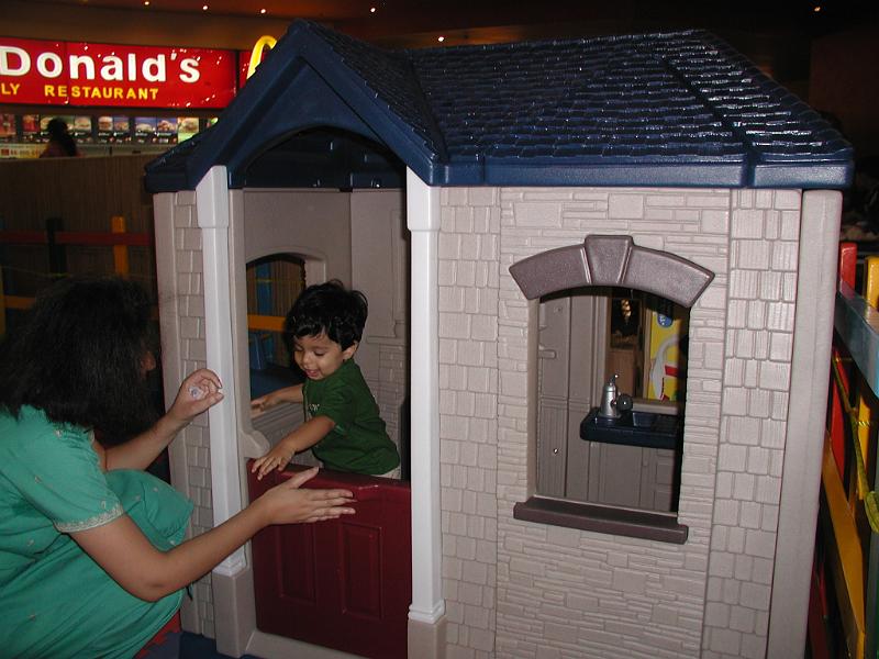 PA040099.JPG - In the little house