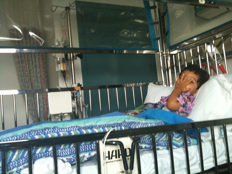 IMG_0228.JPG - Giving out flying kisses