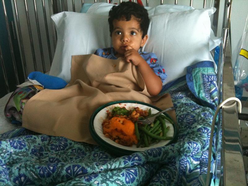 IMG_0248.JPG - Eating hospital food