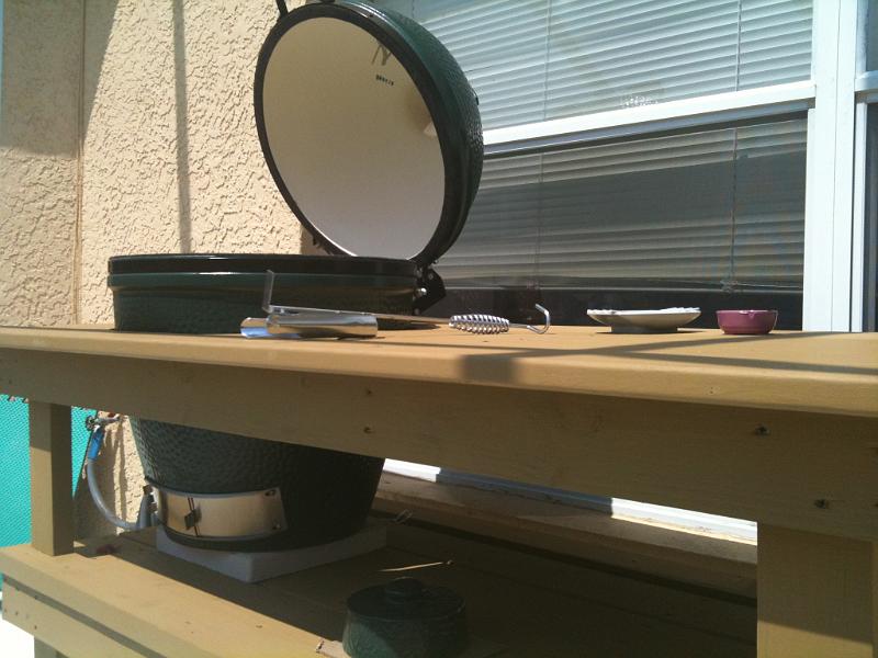 IMG_0281.JPG - Another view of the egg.