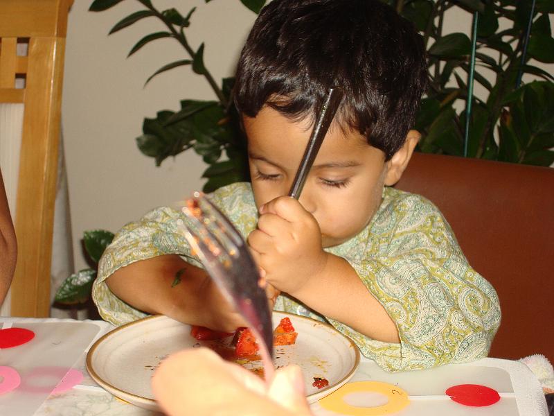 DSC01368.JPG - A new use for a knife