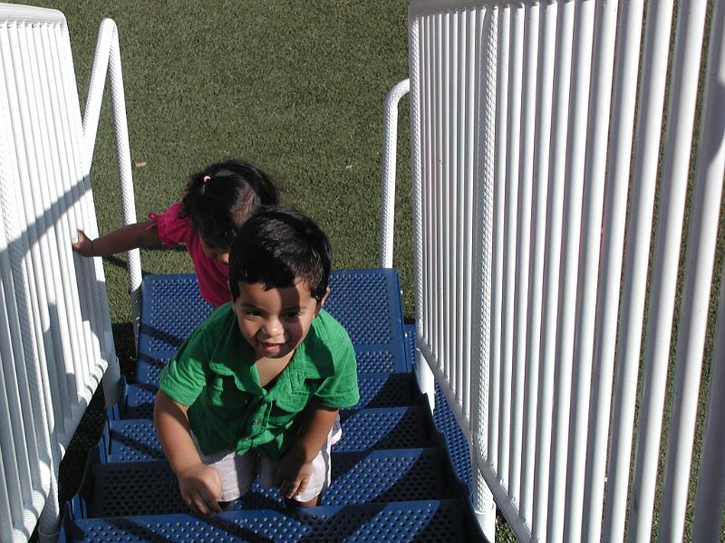 P7070060.JPG - Back up again