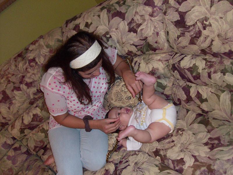 HPIM0936.JPG - Trying to stand on his head