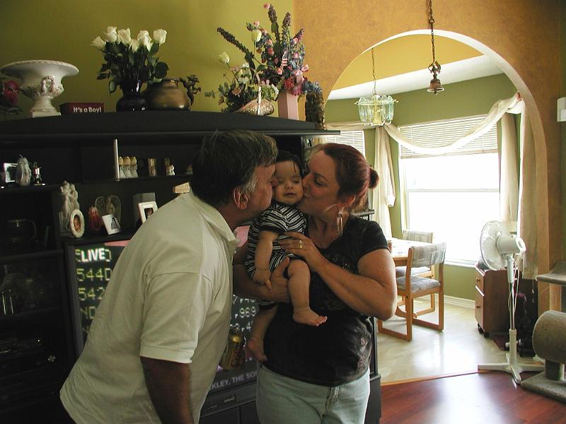 PA150018.JPG - And another kiss