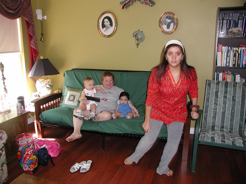 PA190022.JPG - Stephanie practising to have two kids