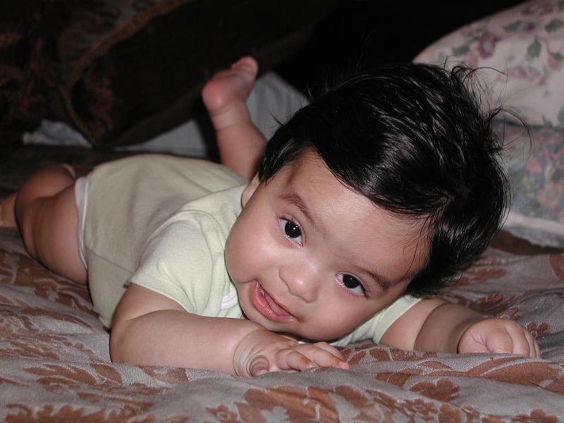 PA220050.JPG - Some times he tries to crawl.