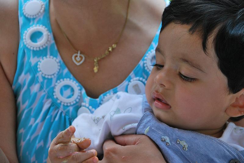 DSC_0724.JPG - He has got some cake on his finger