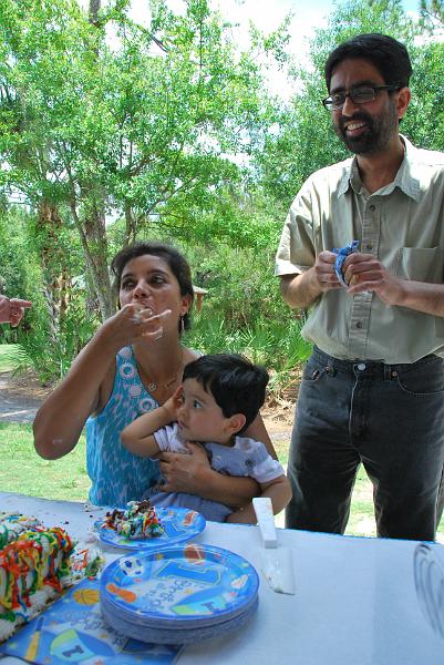 DSC_0731.JPG - Mum feeding Mum