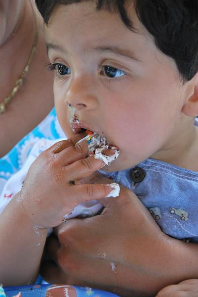 DSC_0746.JPG - A little in his nose