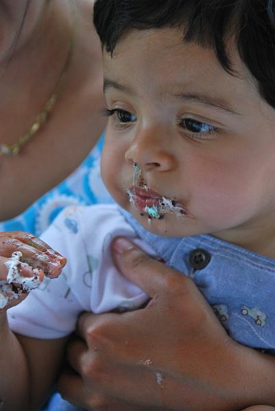 DSC_0747.JPG - And some more around his mouth