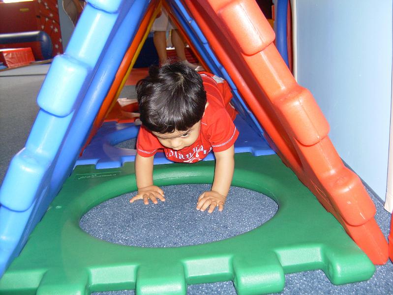 HPIM0186.JPG - Thru the obstacle course