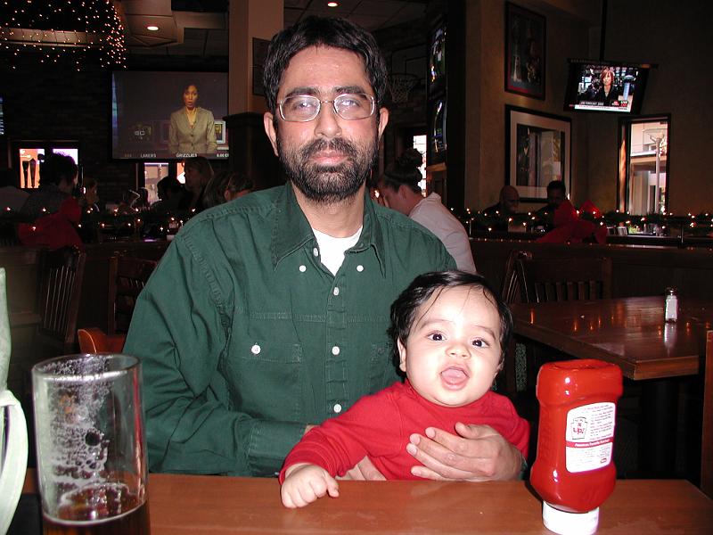 PC220062.JPG - Now he is ready to try something