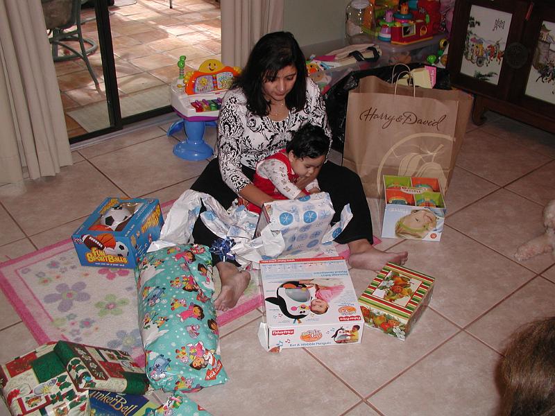 PC250086.JPG - More interested in the wrapping