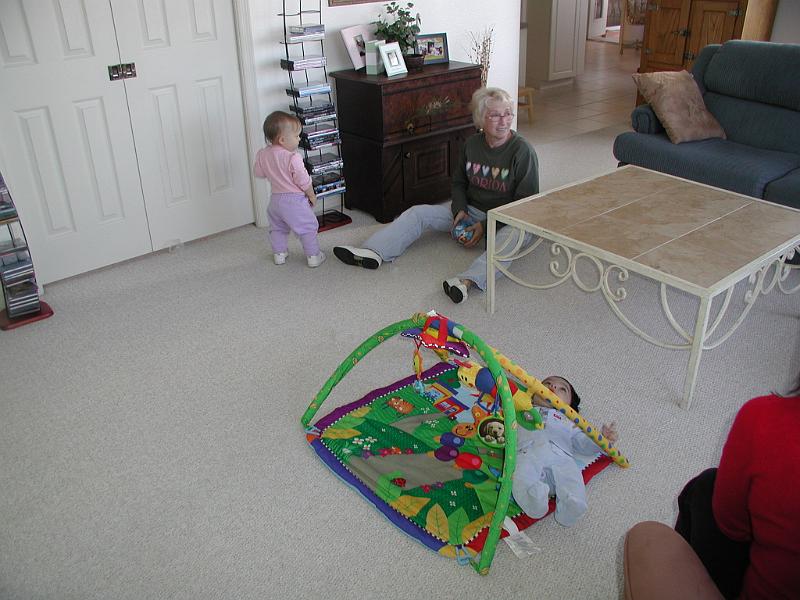 PB270073.JPG - Hannah, Bobbie and Rohan