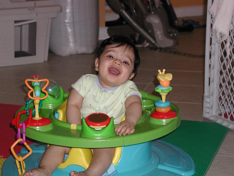 P1050003.JPG - Laughing his head off