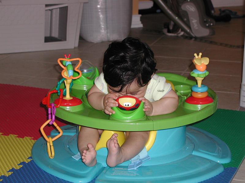 P1050007.JPG - He loves a good joke