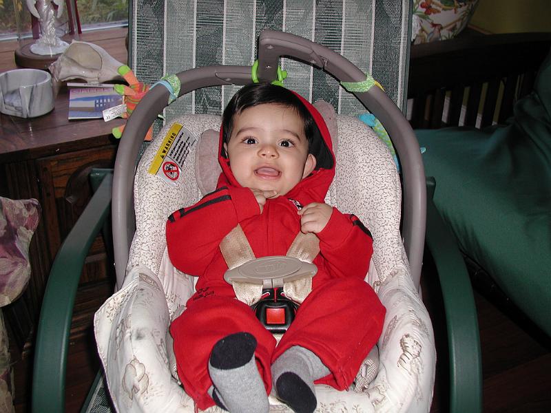 P2040023.JPG - Must be a cold day outside