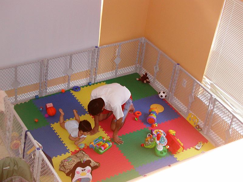 P3010073.JPG - Curious kid