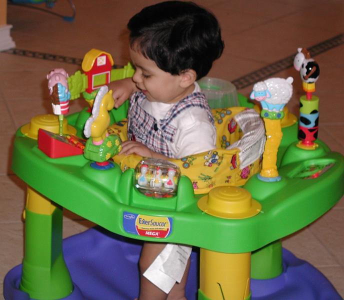 P4140138.JPG - Thats all folks. This is Rohan at 10.5 months signing off.