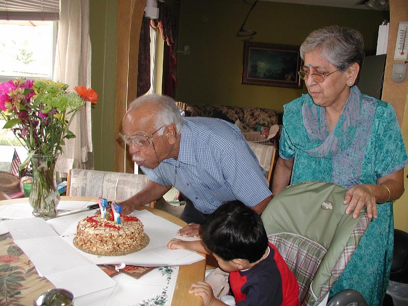 P9020214.JPG - Blowing out the candles